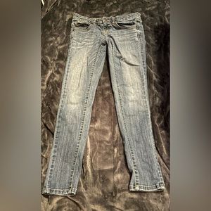 Mossimo Denim Women’s Low Rise Skinny Jean